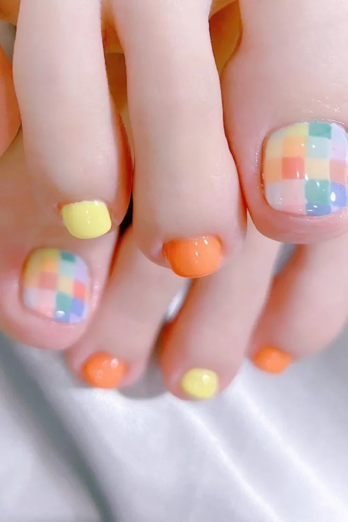 50+ Best Stunning Summer Toe Nails For 14 13.Summer Toe Nails