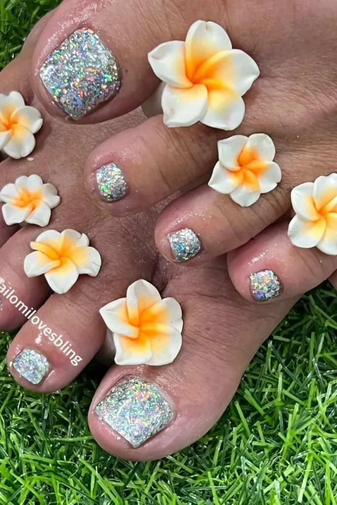 50+ Best Stunning Summer Toe Nails For 23 22.Summer Toe Nails