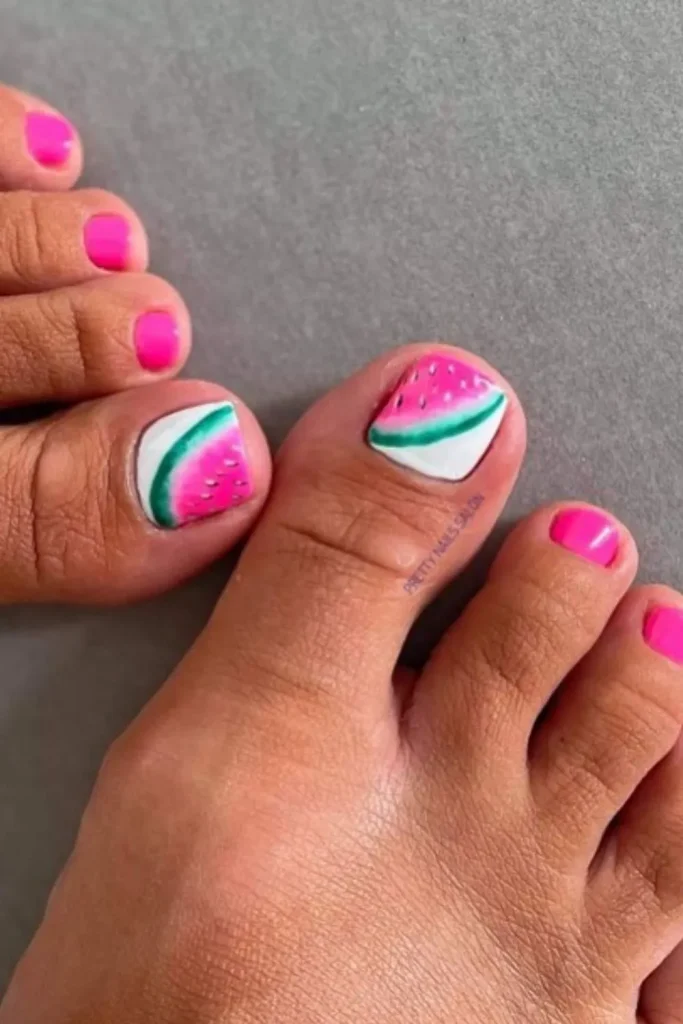 50+ Best Stunning Summer Toe Nails For 4 3.Summer Toe Nails