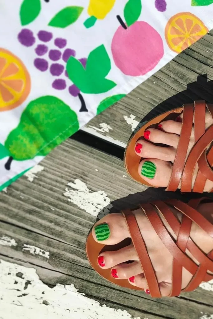 50+ Best Stunning Summer Toe Nails For 5 4.Summer Toe Nails