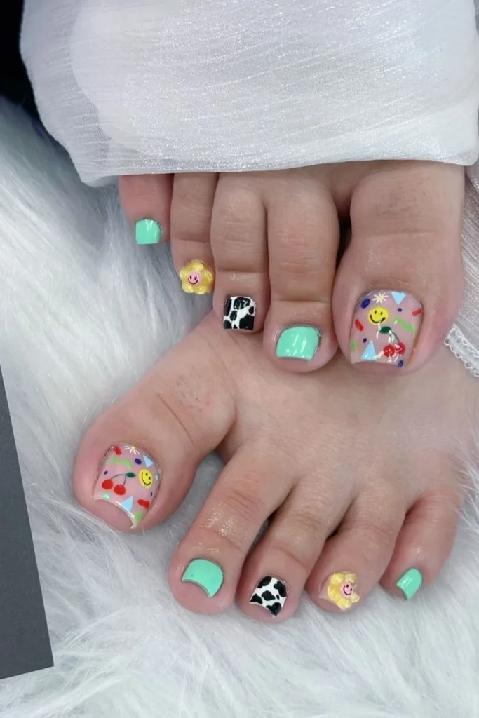 50+ Best Stunning Summer Toe Nails For 48 47.Summer Toe Nails