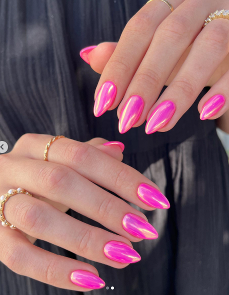 32 Stunning Hot Pink Nails With Design For 2 image 18