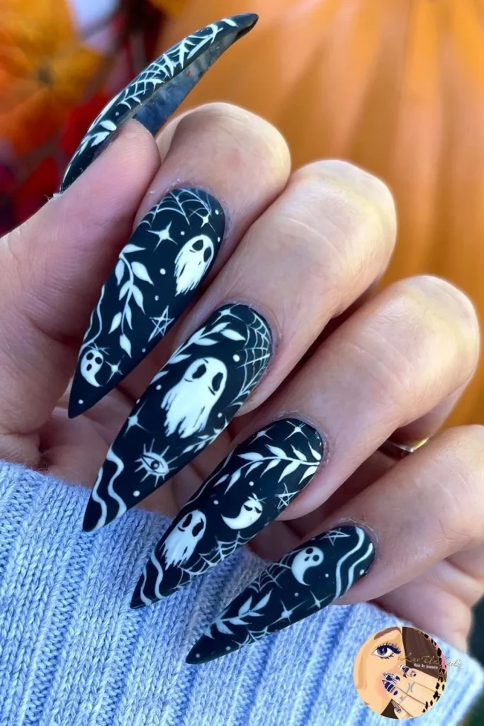 52 Halloween Nails | Stylish and Spooky 32 Halloween Nails 31