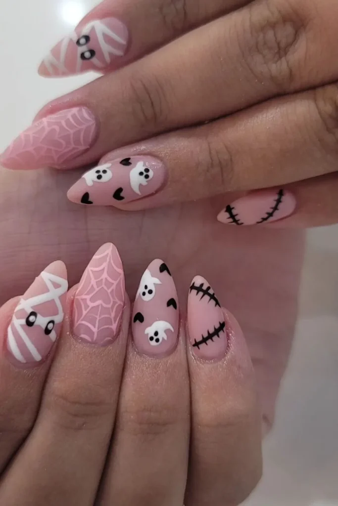 52 Halloween Nails | Stylish and Spooky 33 Halloween Nails 32
