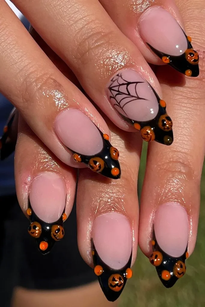 52 Halloween Nails | Stylish and Spooky 40 Halloween Nails 39