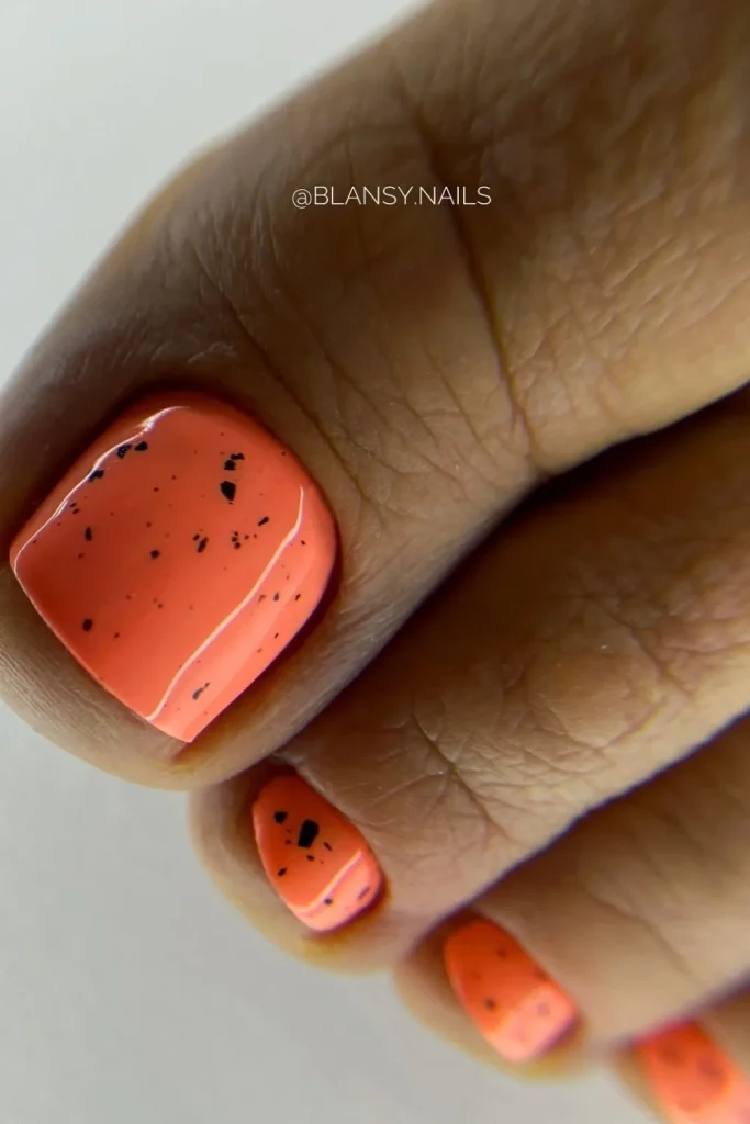 29 Best Summer Toe Nails Colors to Rock in 2025 3 Summer Toe Nails Colors 2