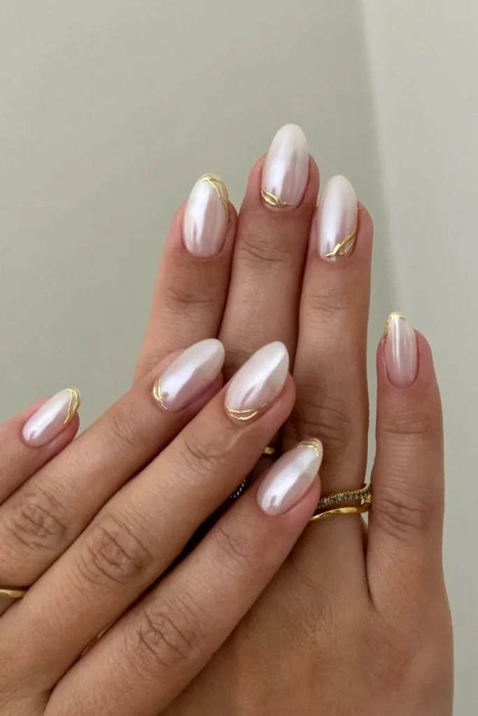 Summer Wedding Nails 17