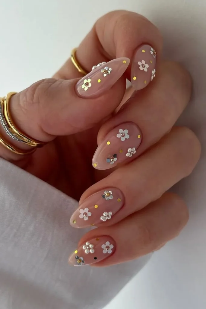 Summer Wedding Nails 8